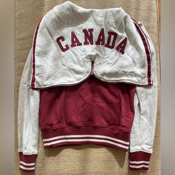 Roots Varsity full zip Hoodie size small. - Picture 9 of 15